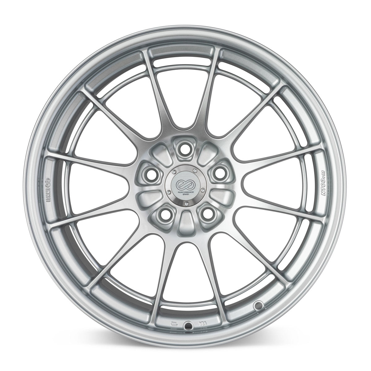 ENKEI NT03+M 18 X 7.5 +42 5 X 114.3 CB72.6 SILVER PAINT
